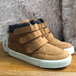 NWT, Old Navy, Toddler boys, size 9, tan boots
